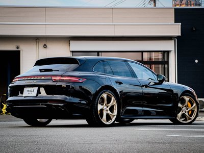 صورة 6 لـ 2018 Porsche PANAMERA