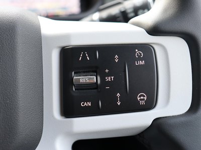 2025 LAND Rover DEFENDER 缩略图 103