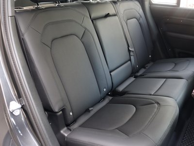2025 LAND Rover DEFENDER 缩略图 41