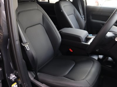 2025 LAND Rover DEFENDER 缩略图 36
