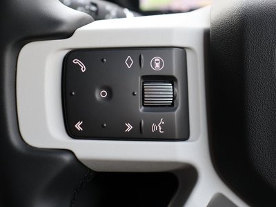 2025 LAND Rover DEFENDER 缩略图 131