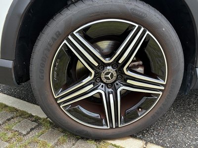 MERCEDES-BENZ GLC - 7