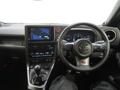 TOYOTA GR YARIS - 6