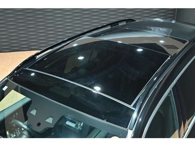 MERCEDES-BENZ GLB - 2