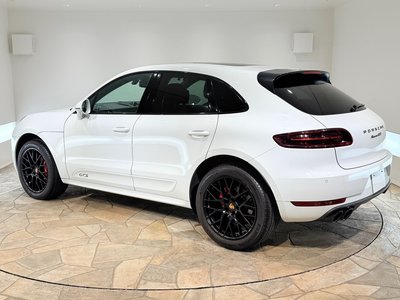 PORSCHE MACAN - 9