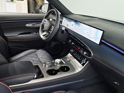 2024 Genesis GV70 — миниатюра 19