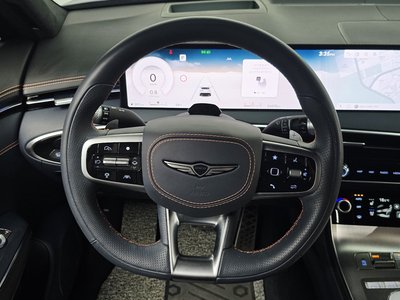 2024 Genesis GV70 — миниатюра 13