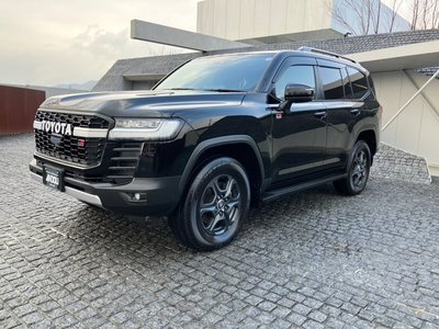 TOYOTA LAND CRUISER 300 - 2