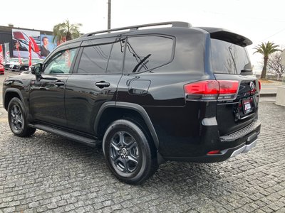 TOYOTA LAND CRUISER 300 - 3