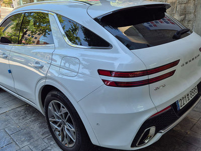 صورة 6 لـ 2024 Genesis GV70