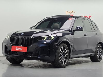 2025 BMW X5 — фото 1