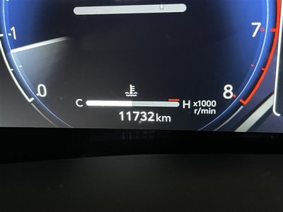 2024 Toyota ALPHARD — миниатюра 25