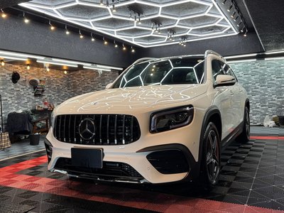MERCEDES-BENZ GLB - 9