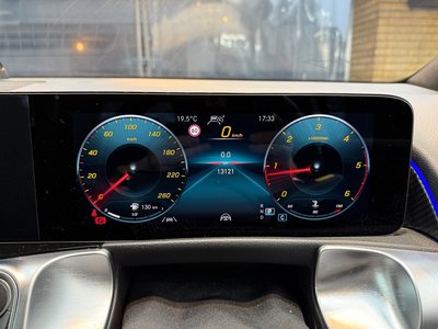 MERCEDES-BENZ GLB - 8