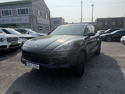 PORSCHE CAYENNE - 1