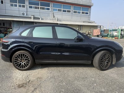 PORSCHE CAYENNE - 2