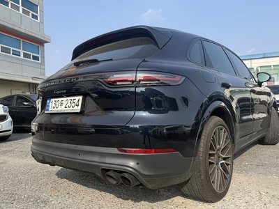 PORSCHE CAYENNE - 6