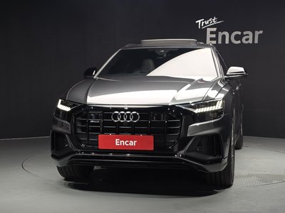 2022 AUDI Q8 照片 2