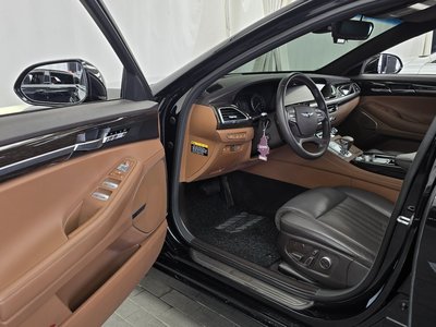 GENESIS G90 - 10