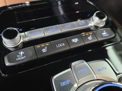 2019 Genesis G90 — миниатюра 19