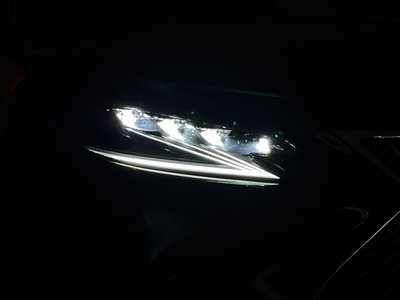 2019 Lexus LS — миниатюра 83