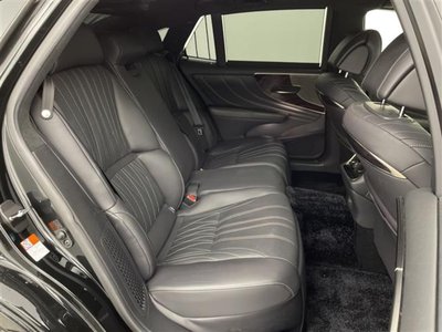 2019 Lexus LS — миниатюра 51