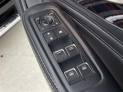 2019 Lexus LS — миниатюра 41