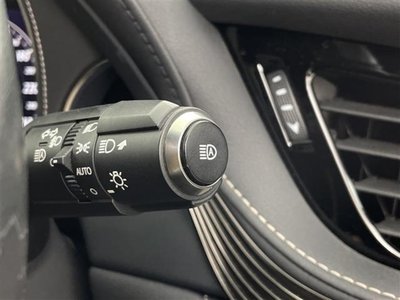 2019 Lexus LS — миниатюра 18