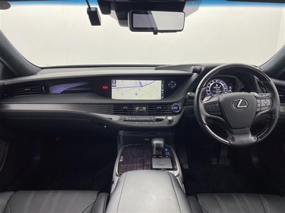 2019 Lexus LS 照片 2