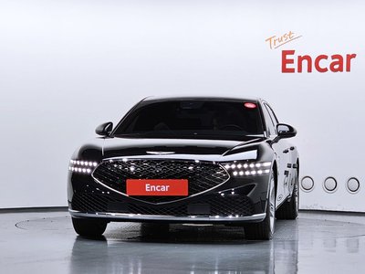 صورة 2 لـ 2022 Genesis G90 (RS4)