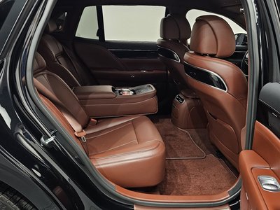 2022 Genesis G90 (RS4) — миниатюра 17