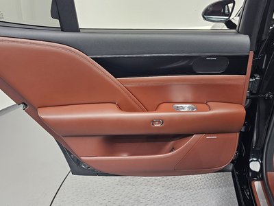 2022 Genesis G90 (RS4) — миниатюра 15