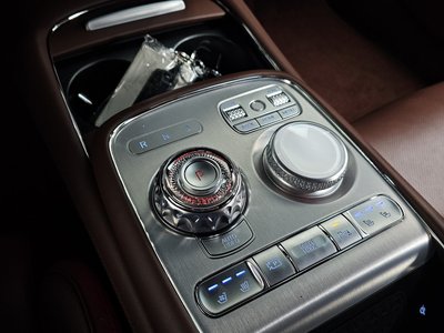 2022 Genesis G90 (RS4) — миниатюра 12