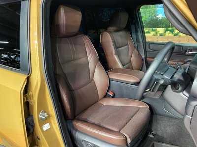 TOYOTA LAND CRUISER - 8