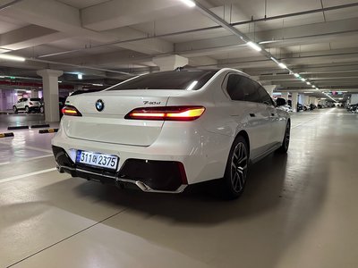 BMW 7 SERIES - 4