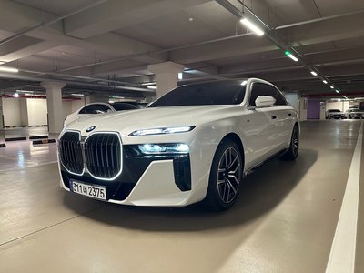 BMW 7 SERIES - 2