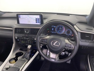LEXUS RX - 7