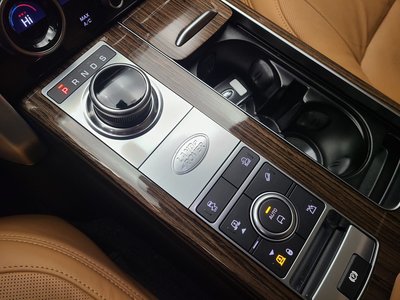 صورة 9 لـ 2021 LAND Rover RANGE ROVER