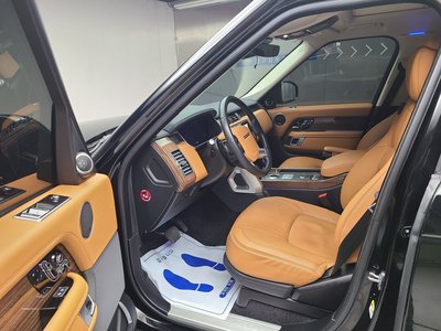 صورة 10 لـ 2021 LAND Rover RANGE ROVER