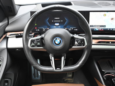 صورة مصغرة 13 لـ 2023 BMW I5