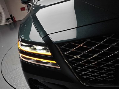 صورة 9 لـ 2021 Genesis GV80