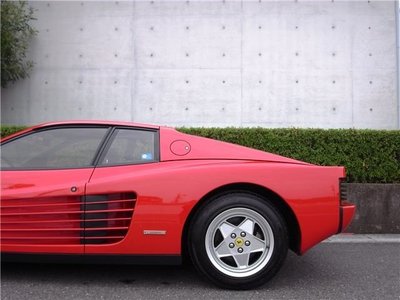 FERRARI TESTAROSSA - 9