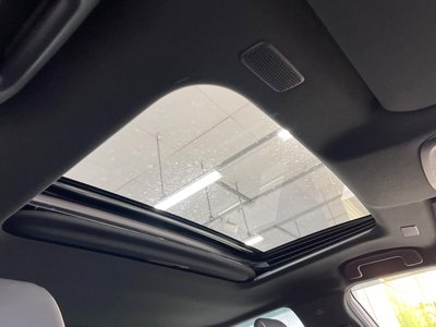 TOYOTA CROWN CROSSOVER - 5