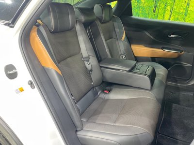 TOYOTA CROWN CROSSOVER - 9