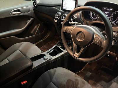 MERCEDES-BENZ B-CLASS - 6