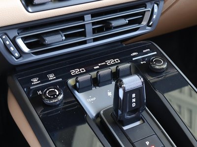 صورة مصغرة 31 لـ 2021 Porsche 911