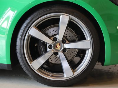 صورة مصغرة 65 لـ 2021 Porsche 911