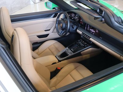 صورة مصغرة 19 لـ 2021 Porsche 911