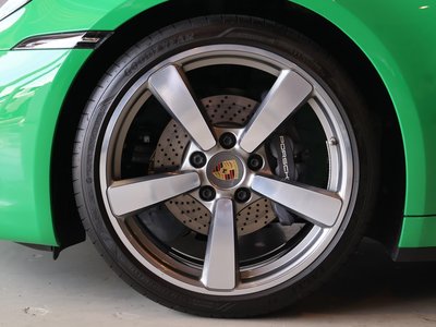 صورة مصغرة 64 لـ 2021 Porsche 911