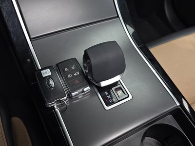 LAND ROVER RANGE ROVER VELAR - 9